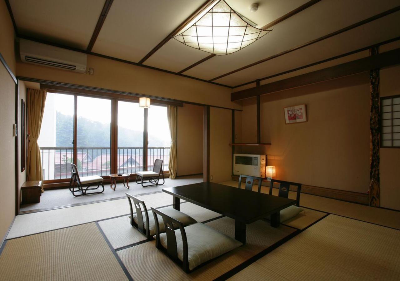 Hishino Onsen Tokiwakan Komoro Esterno foto