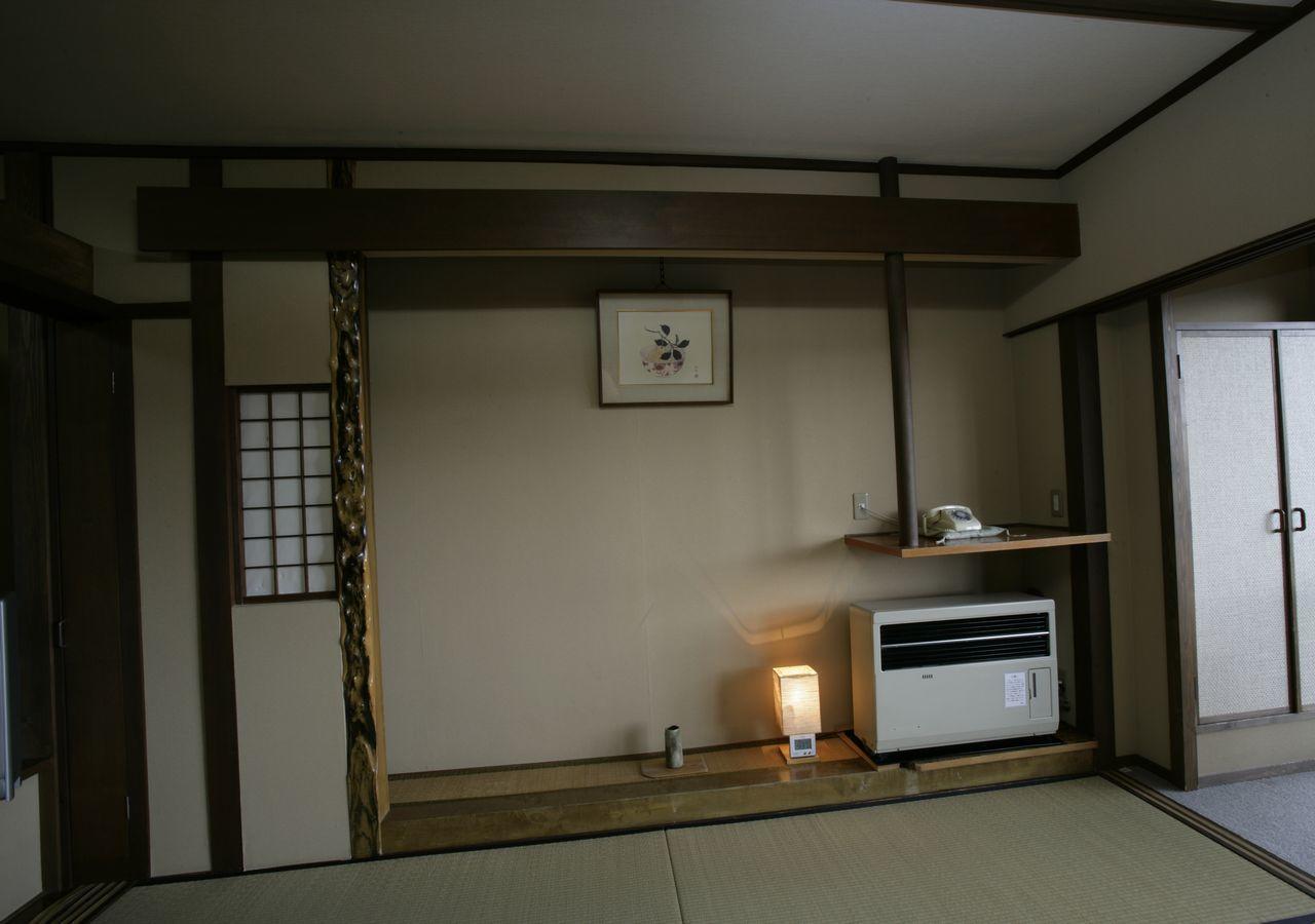 Hishino Onsen Tokiwakan Komoro Esterno foto